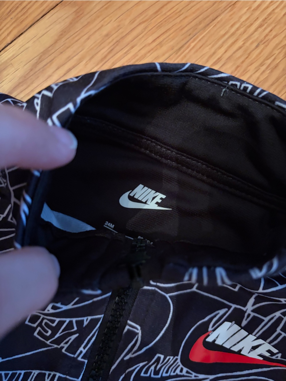 Nike | Toddler Black Allover Logo Zip Jacket - Red Swoosh | Size: 24M - Picture 3 of 4